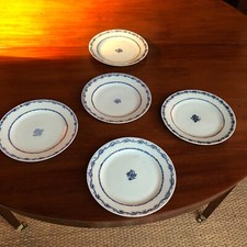Ensemble assiettes plates - de,