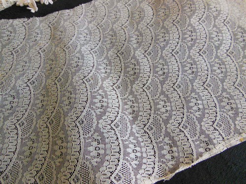 Coupon dentelle ancienne - coupon,