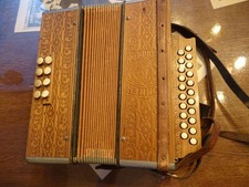 Antique  Vintage HOHNER  Accordéon Tonalité C/F