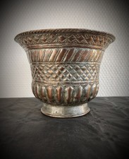 Vintage Oriental Ghalamzani vase in embossed copper Middle East 