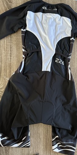 Orca cycling 226 - cycling,
