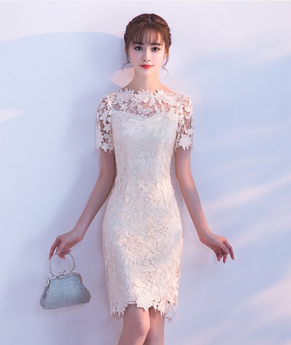 Neuf dentelle vêtements robes