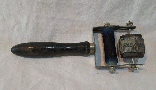Ancien tampon manche bois - manche,