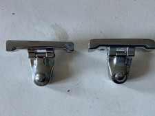 charnières de vitre custode