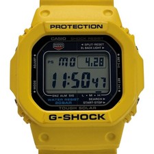 Montre numérique solaire