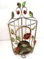 Porte-Ombrellas En Fer Forgé D'Angle Avec Roses Pour L'Entrée De La Maison