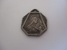 ANCIENNE MEDAILLE RELIGIEUSE