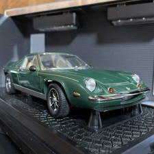 Près Du Neuf Kyosho 1/18
