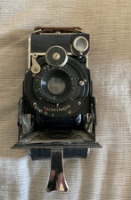Appareil photo ancien