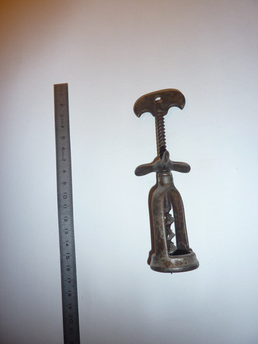 Tire bouchons anciens - anciens, en