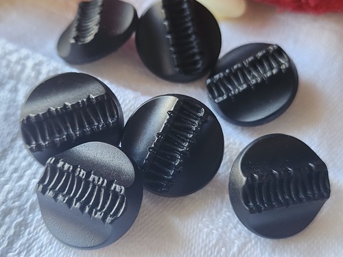 Lot boutons anciens verre - boutons,