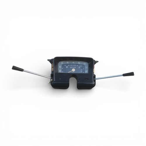 Ancien compteur vitesse - de,