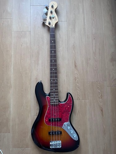 Squier jazzbass - squier,