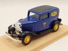 Ford V8 Delirey Sedan 1932