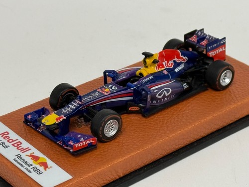 Red bull rb9 la saison - 1/43,