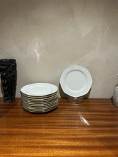  Lot de 12 assiettes à