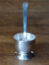 Coquetier et cuillère à œuf