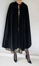Cape d'opéra en velours rasé doublure satin Circa 1960/1970 Vintage