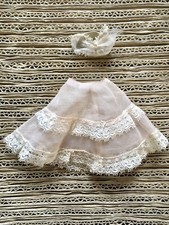 Tenue Jupon Soutien Gorge