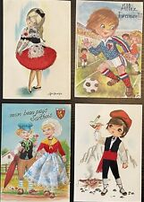 4 CARTES POSTALES BRODÉES -