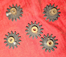MECCANO 1970 5 engrenages