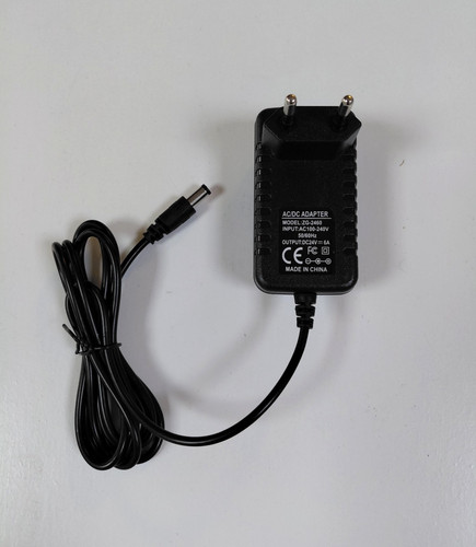 Adaptateur secteur