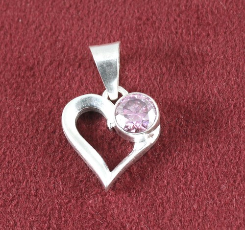 Pendentif cœur femme