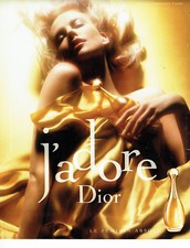 Publicité Advertising 018  2004   parfum J'adore Dior & Charlize Theron