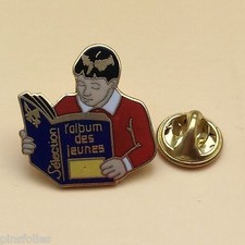 Pin's Folies *** Media