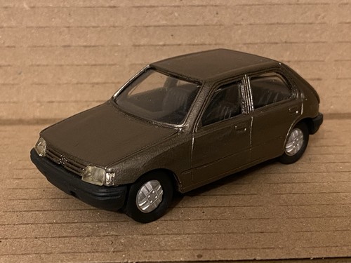 Mvi résine peugeot - résine,