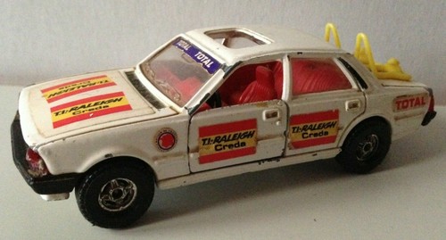 Peugeot 505 sti corgi - corgi, ti