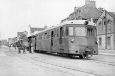 Train Autorail 2 remorques à SAINT BRIEUC SNCF en 1956 Renault N° 31 33 de 1948