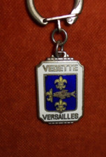 Porte-clés Métal Emaillé VERSAILLES VEDETTE ROBRI accessoires auto Lys OR SIMCA