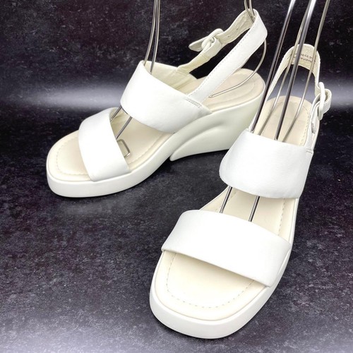 Sandales compensées blanches