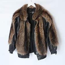 Veste manteau en fourrure