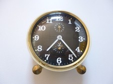 Ancien réveil rond et