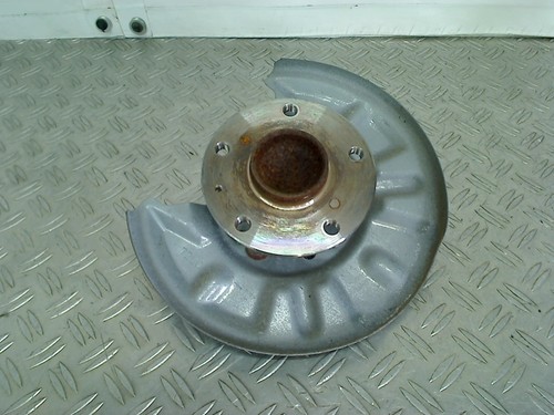 Fusee arriere gauche suzuki - fusee,