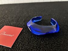 Bracelet jonc bleu en cristal de Baccarat