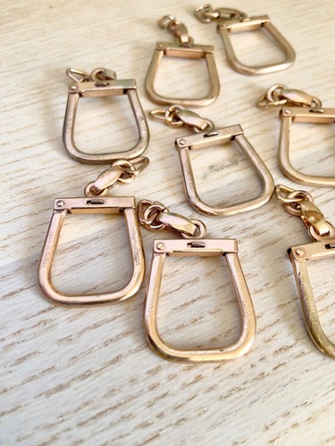Lot attaches porte clé - 10,
