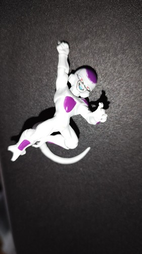 Figurine gashapon freezer - figurine,