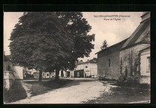 CPA Salles-Lavalette, Place de
