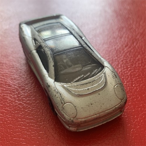 Maisto jaguar xj220 - maisto,