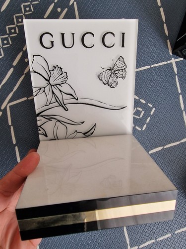 Présentoir parfum gucci - présentoir,
