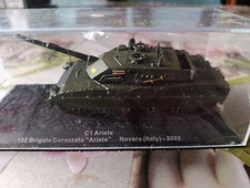 RARE CHAR TANK  MILITAIRE  1/72 e  C1 ARIETE 132 BRIGATA CORAZZATA ITALY 2002