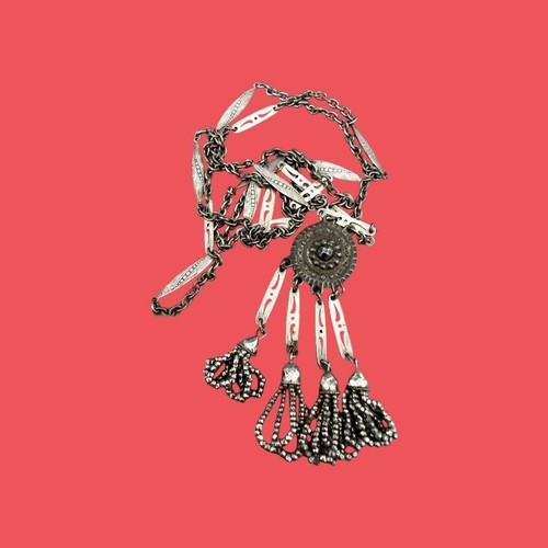 Long collier ancien acier - collier, fin