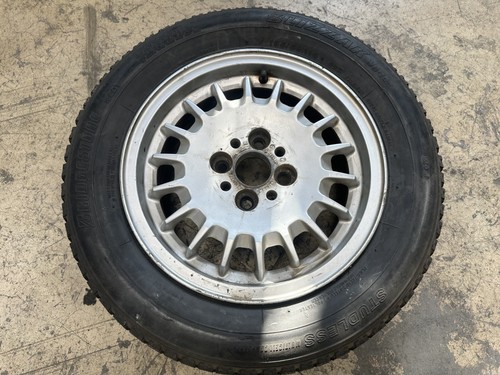 Bmw e30 325e 318i 320i - 325e, 325i
