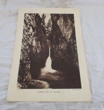 ANCIENNE PLANCHE CARTONNEE +-