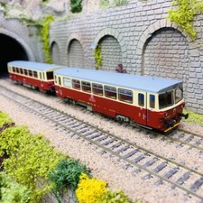 Autorail diesel 810 365-7 avec