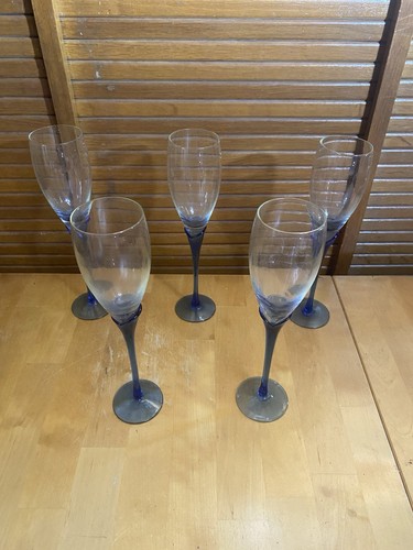 Série flûtes champagne - 5,