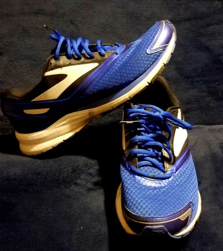 Brooks launch men medium - 4,